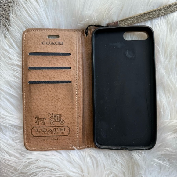 Coach Hardshell Phone Case EUC - Picture 2 of 8